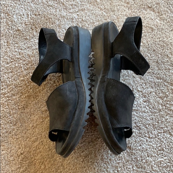 Zante Sandals - Picture 2 of 5